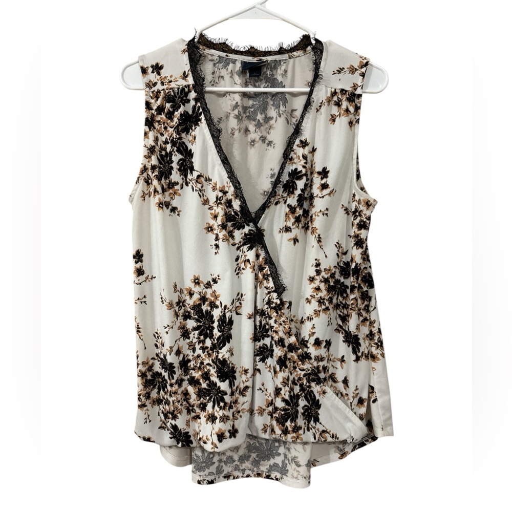 Daytrip Floral Sleeveless Blouse - Black and Cream